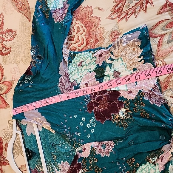 Rue 21 Floral Crop top - Picture 13 of 16